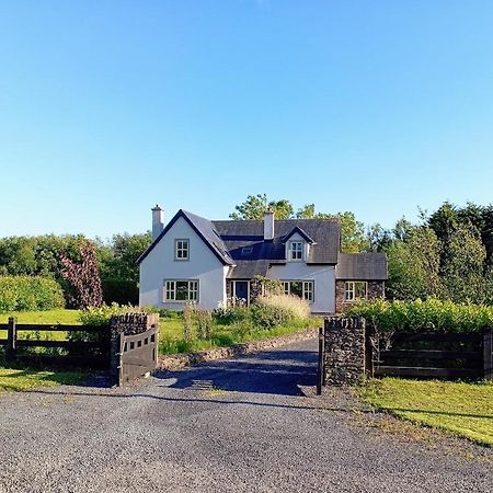 Conveniently Located House To Enjoy All Of Kerry Tralee Buitenkant foto