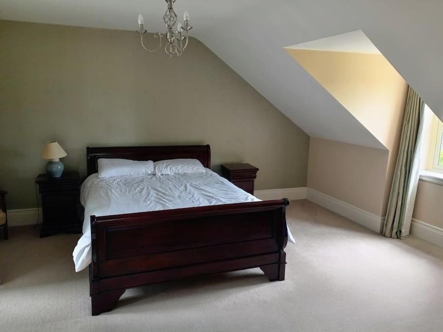 Conveniently Located House To Enjoy All Of Kerry Tralee Buitenkant foto
