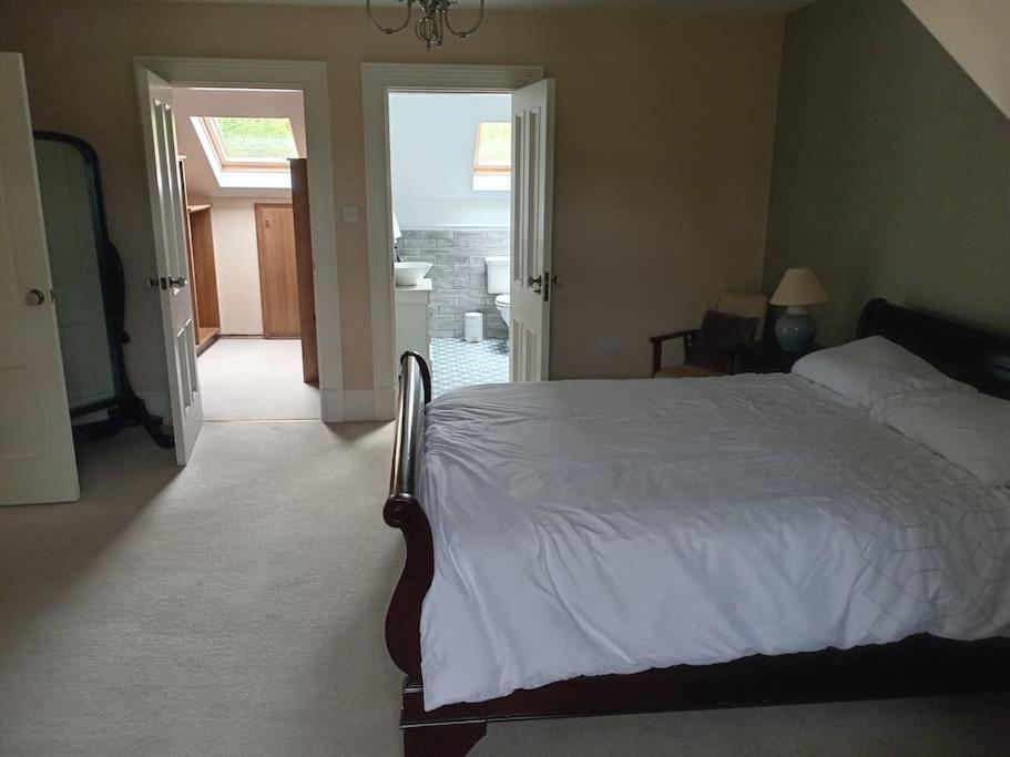 Conveniently Located House To Enjoy All Of Kerry Tralee Buitenkant foto